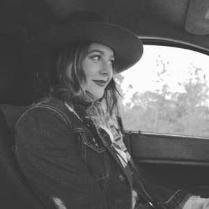 Meet your Posher, Savannah